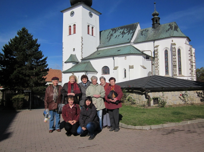 Ped kostelem v Kianov