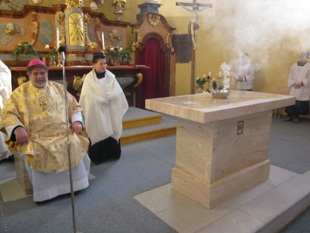 Svcení oltáe
